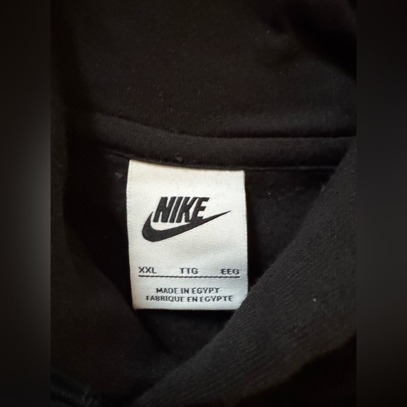 Nike Dri-Fit Black Hoodie - Picture 3 of 3